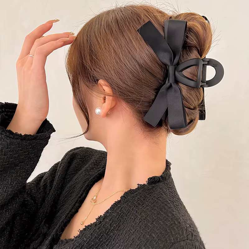 AWAYTR Simple arc griffes de cheveux pince grand requin griffe pinces à cheveux noir nœud papillon é