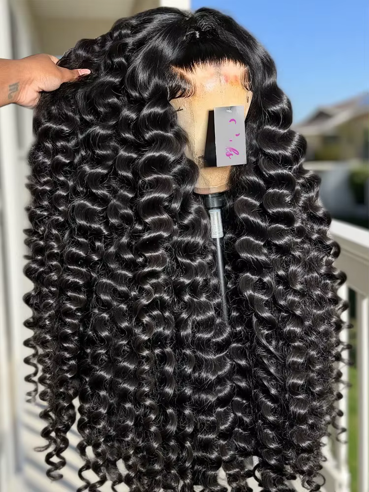 Perruques en cheveux humains à ondulations profondes lâches haute densité 13x6 avec dentelle frontal