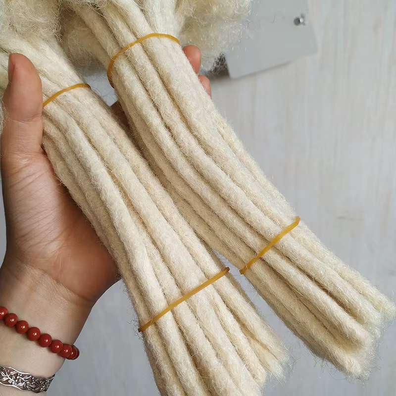 Extensions de dreadlocks en cheveux humains blonds 613 de 0,4, 0,6 et 0,8 cm – Extensions de locs pe