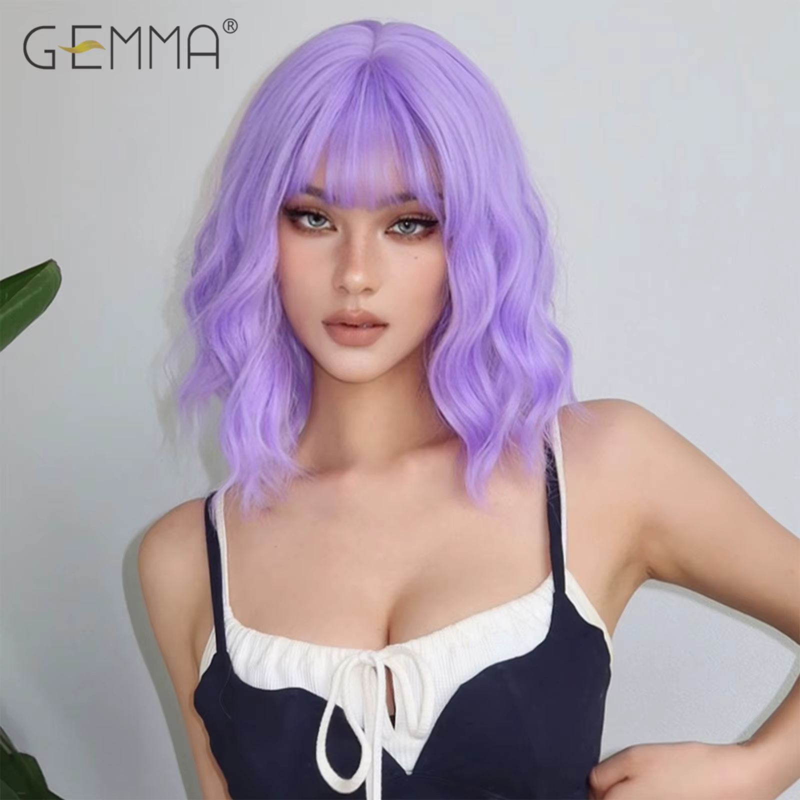 Perruque synthétique bouclée violette clair longue avec frange pour femmes, cheveux naturels courts