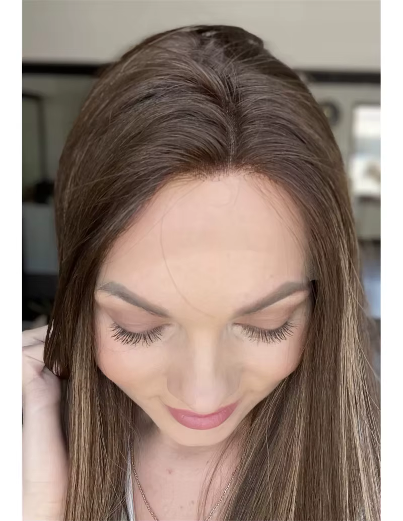 Perruque synthétique lisse et douce à reflets bruns ombrés, sans colle, Balayage en Fiber résistante
