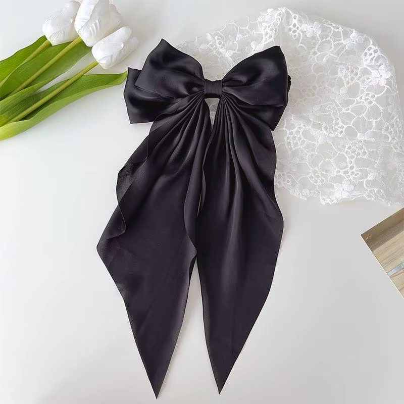1PC Grande pince à cheveux coréenne en satin uni pour femmes et filles, idéale pour sublimer votre l