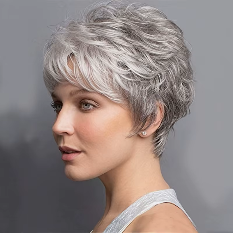 Perruque synthétique grise bouclée naturelle en fibre chimique, adaptée au style quotidien des femme