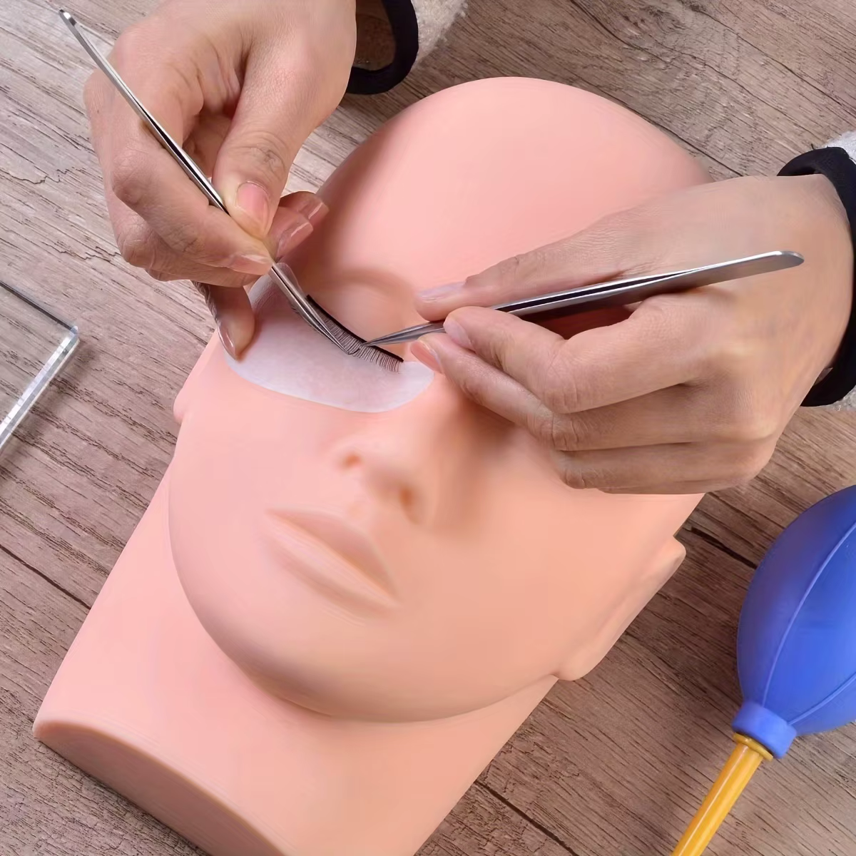 Tête d'entraînement professionnelle pour cils - Grade salon pour extensions de cils |   Texture de p