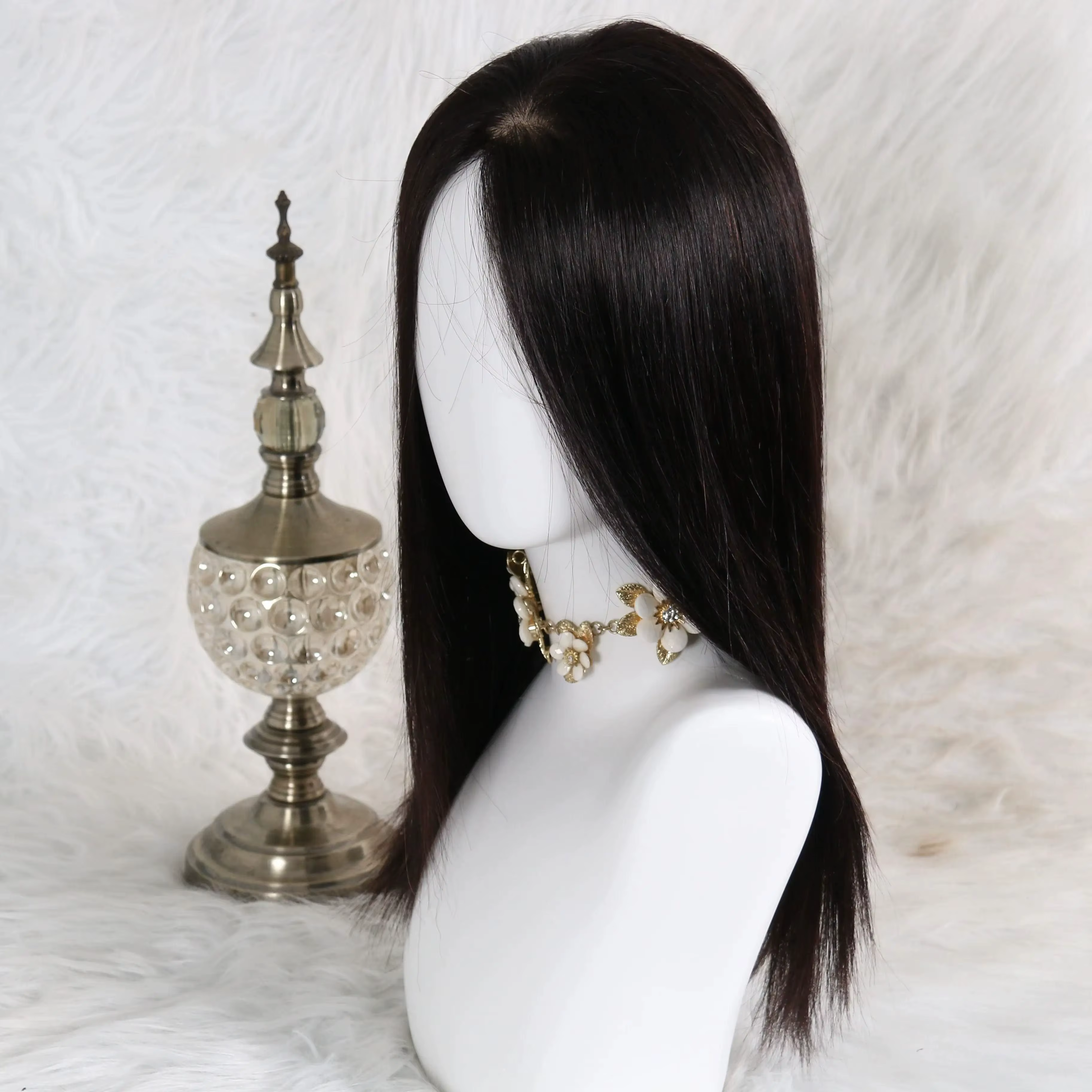 Perruque à base de soie nouée à la main avec bordure en PU, cheveux Remy européens, aspect cuir chev