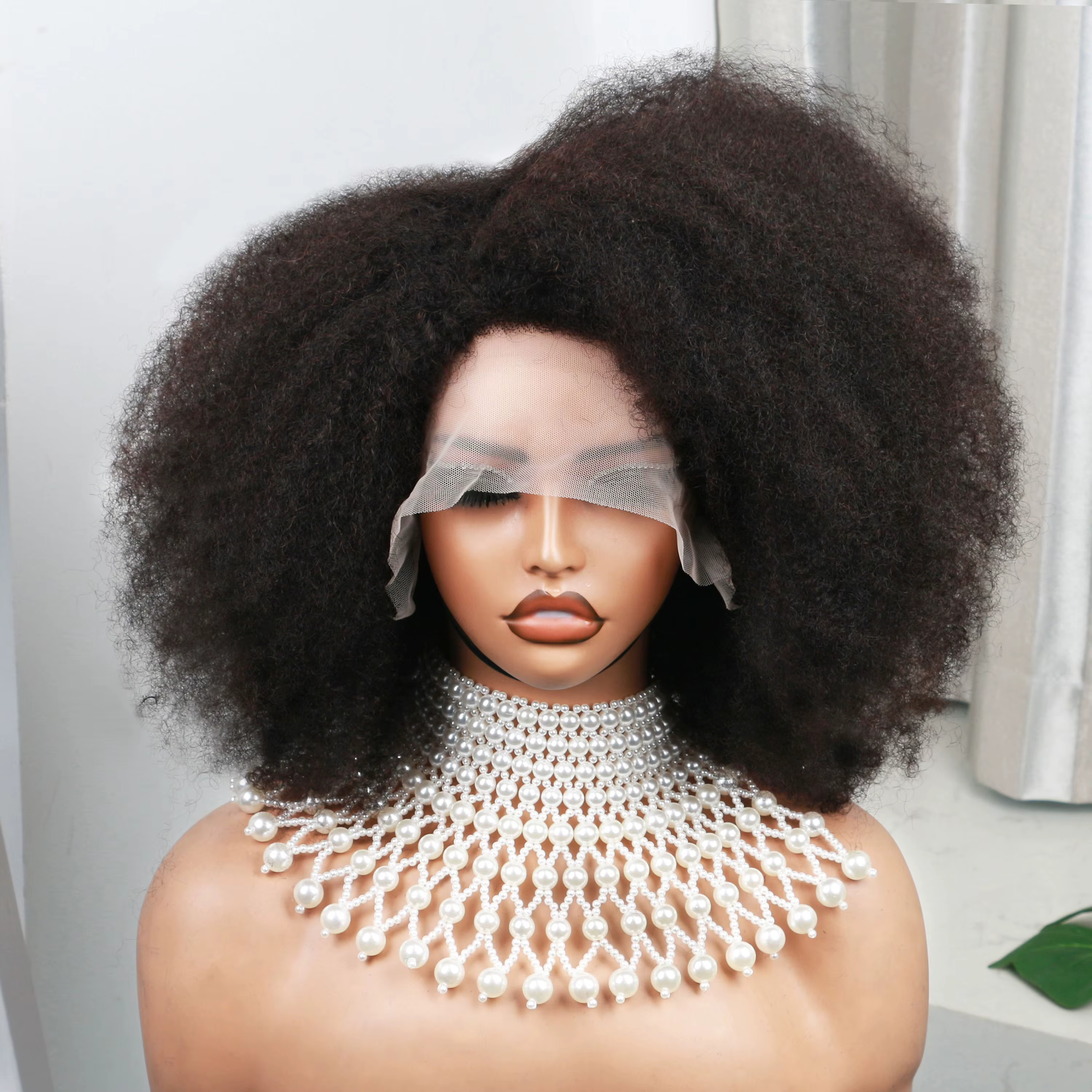Perruques Courtes Afro Bouclées Kinky 13x4x2 T Part Lace Wigs, Perruques Courtes Bob en Cheveux Huma