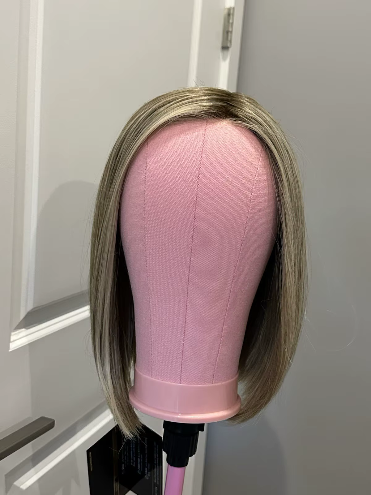 Nouvelle perruque synthétique résistante à la chaleur Belle Tress Alpha Blend, Rootbeer Float Blonde
