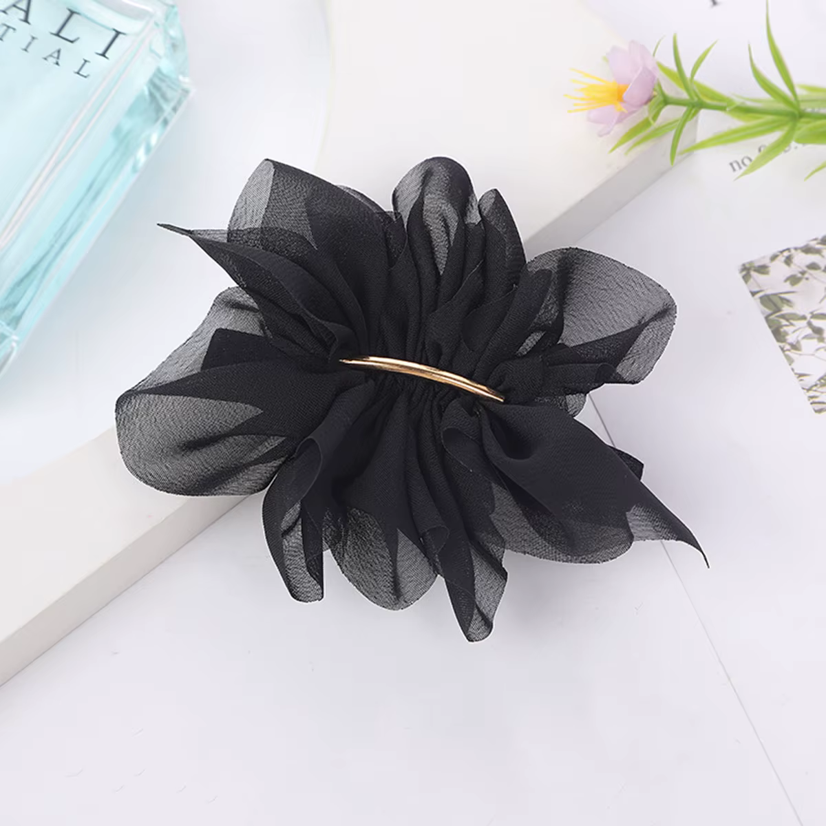 Pince à cheveux fleur en mousseline de soie pour femme, élégante et minimaliste, pince à ressort de 