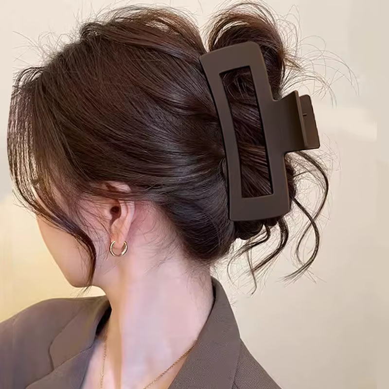 Grande pince à cheveux géométrique marron élégante pour femmes et filles, joli ornement capillaire,