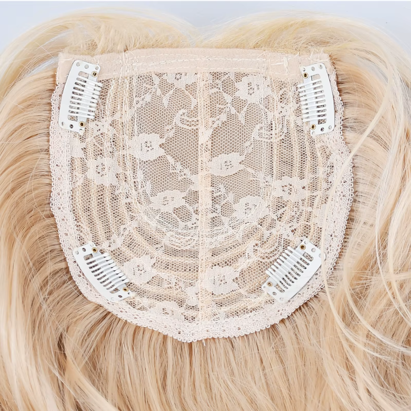 Perruques blondes sales synthétiques à l'aspect naturel, perruque longue et droite à couches pour fe