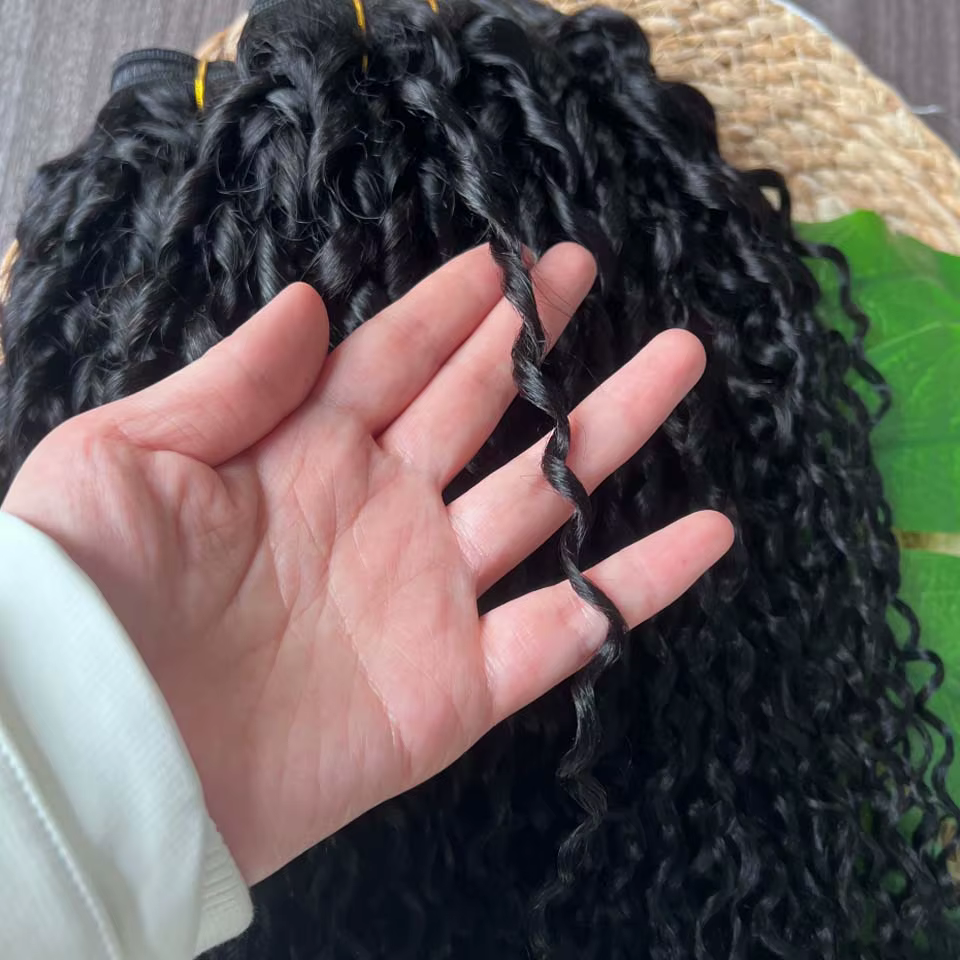 Lots de Cheveux Humains Bouclés Pixie, Bundles de Cheveux Bouclés Profonds, Tissage de Cheveux Brési