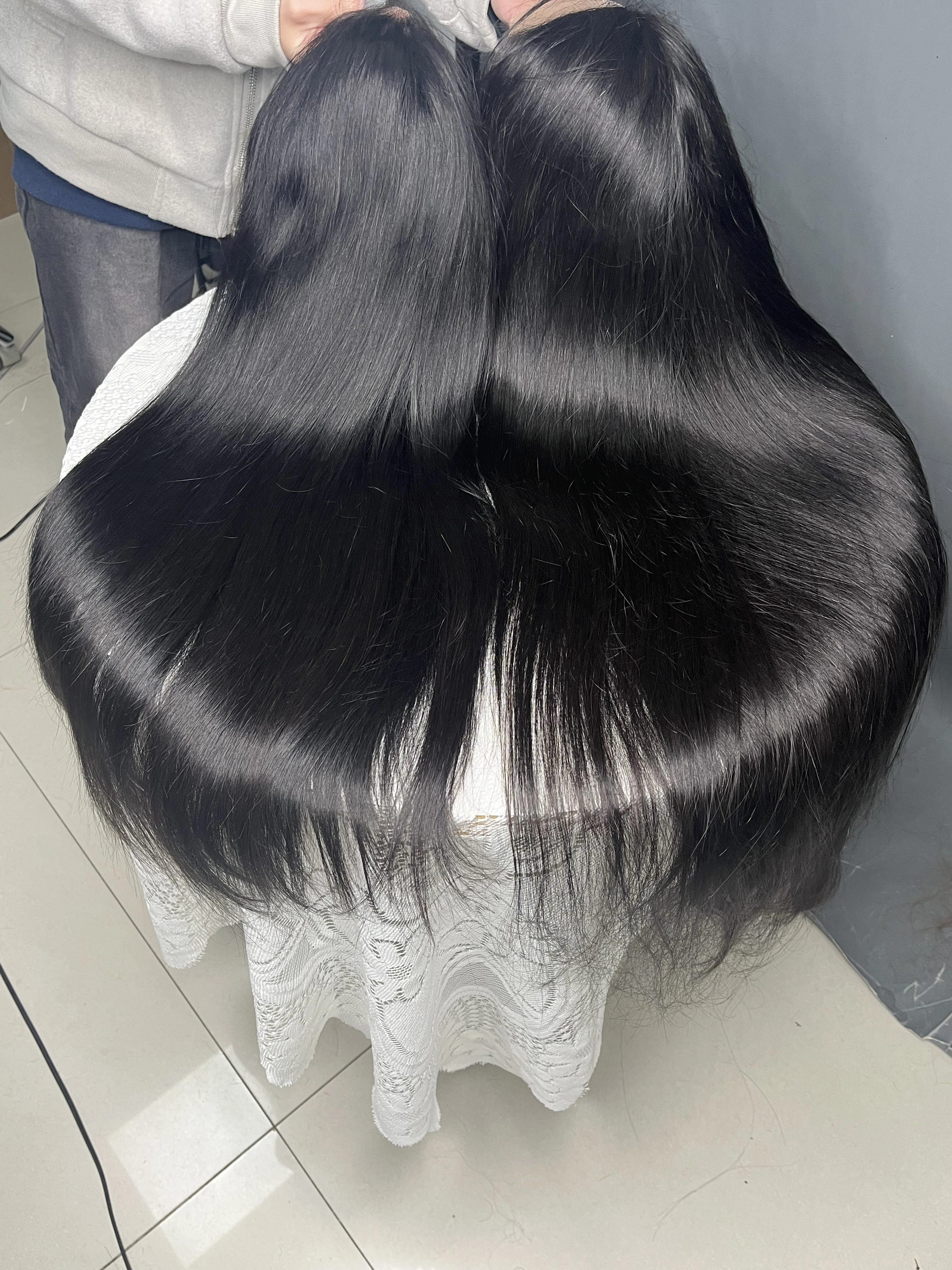Perruques de cheveux humains lisses avec dentelle HD 13x6, densité 250%, 40 pouces, couleur naturell