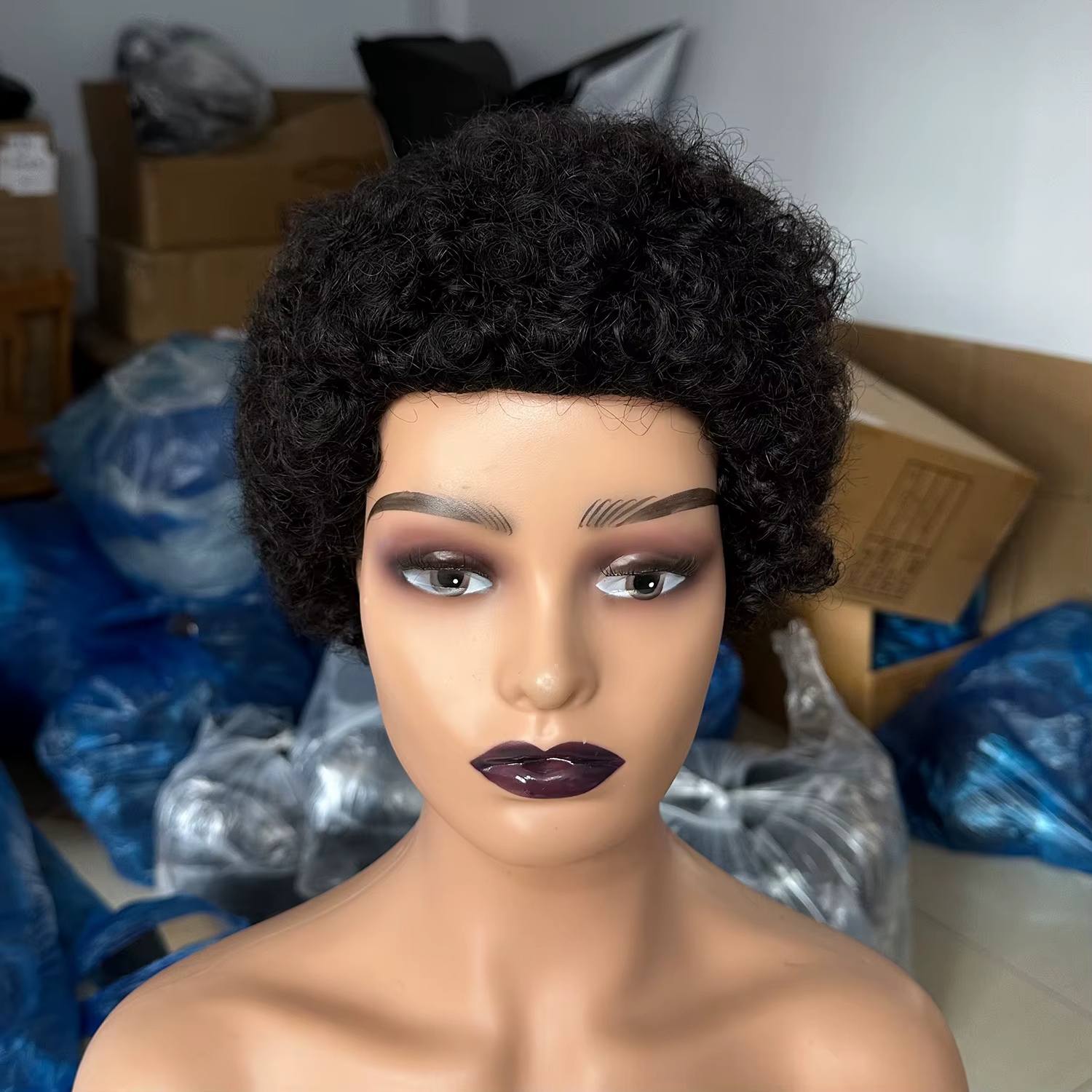 Perruques brésiliennes courtes coupe lutin pour femmes noires cheveux humains Afro crépus bouclés pe