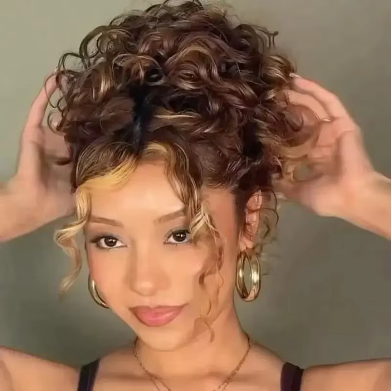 Perruque bouclée 4/27 en cheveux humains, pré-épilée, perruque frontale 360 Full Lace HD en cheveux 