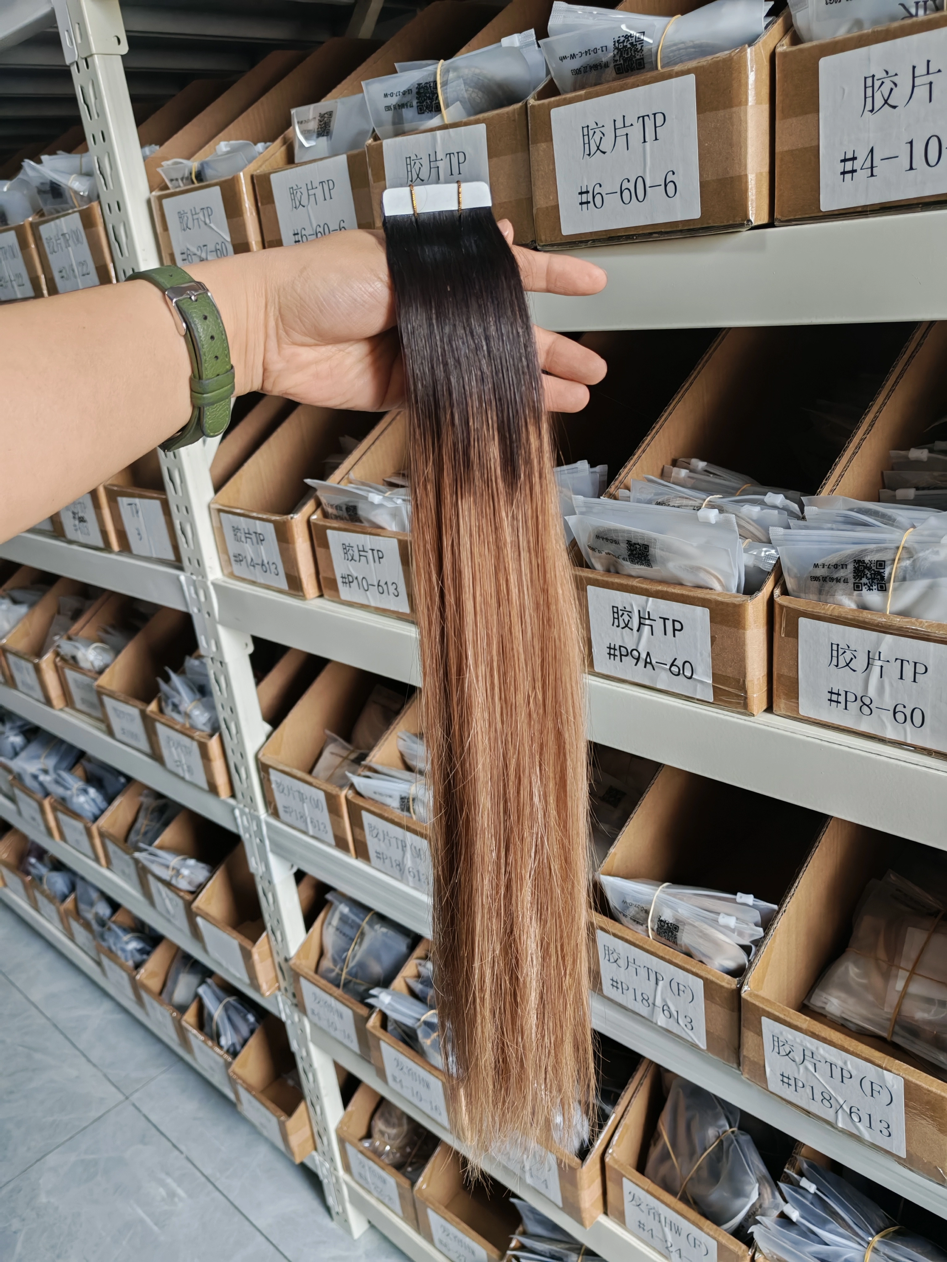 Extensions de cheveux humains à bandes adhésives Moresoo #