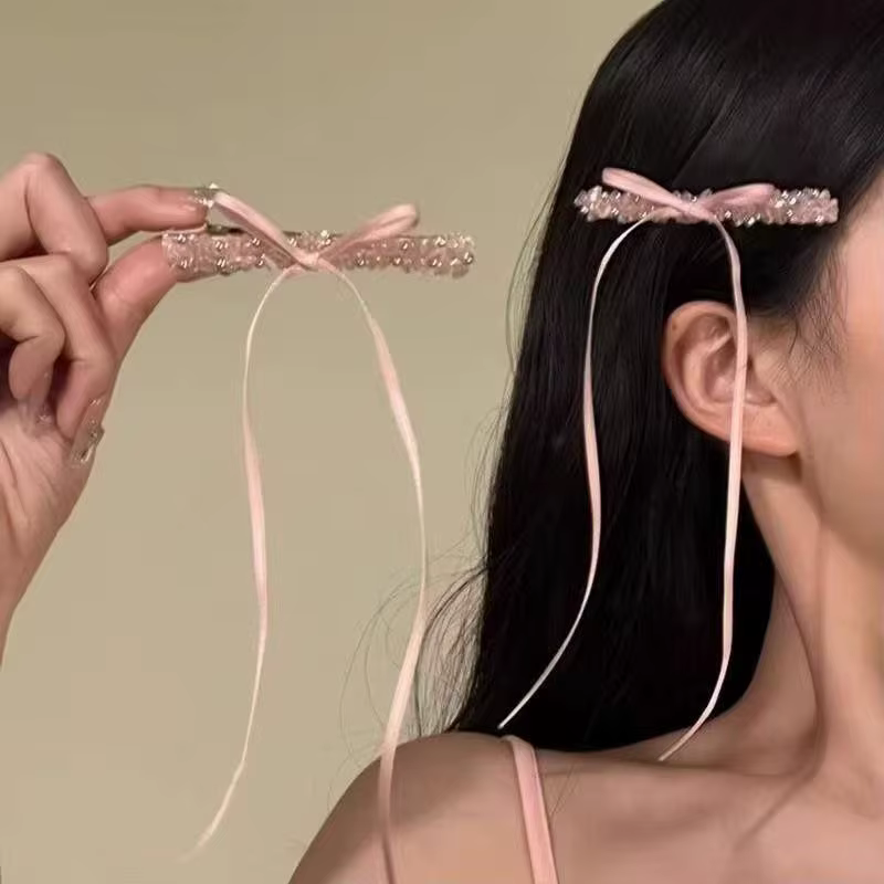 Pince à cheveux élégante en ruban de cristal avec nœud