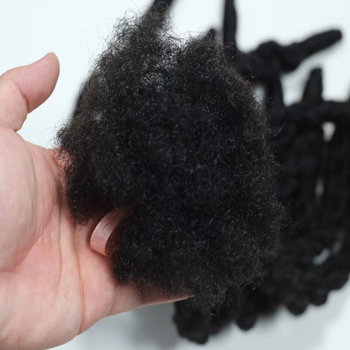 Extensions de cheveux synthétiques bouclés double torsion noirs naturels de 14 pouces pour tressage