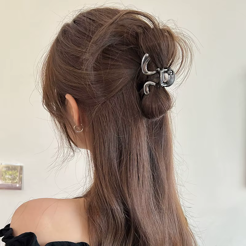 VANIKA nouvelles pinces à cheveux en métal irrégulières simples élégant géométrique femmes pince queue de cheval griffe