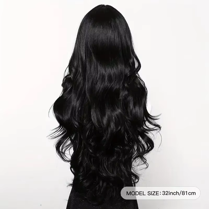 Perruque synthétique noire avec cheveux longs de partie centrale et grandes vagues pour une fête ou un usage quotidien.