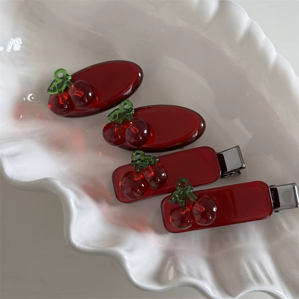Belles pinces à cheveux cerise rouge pour femme