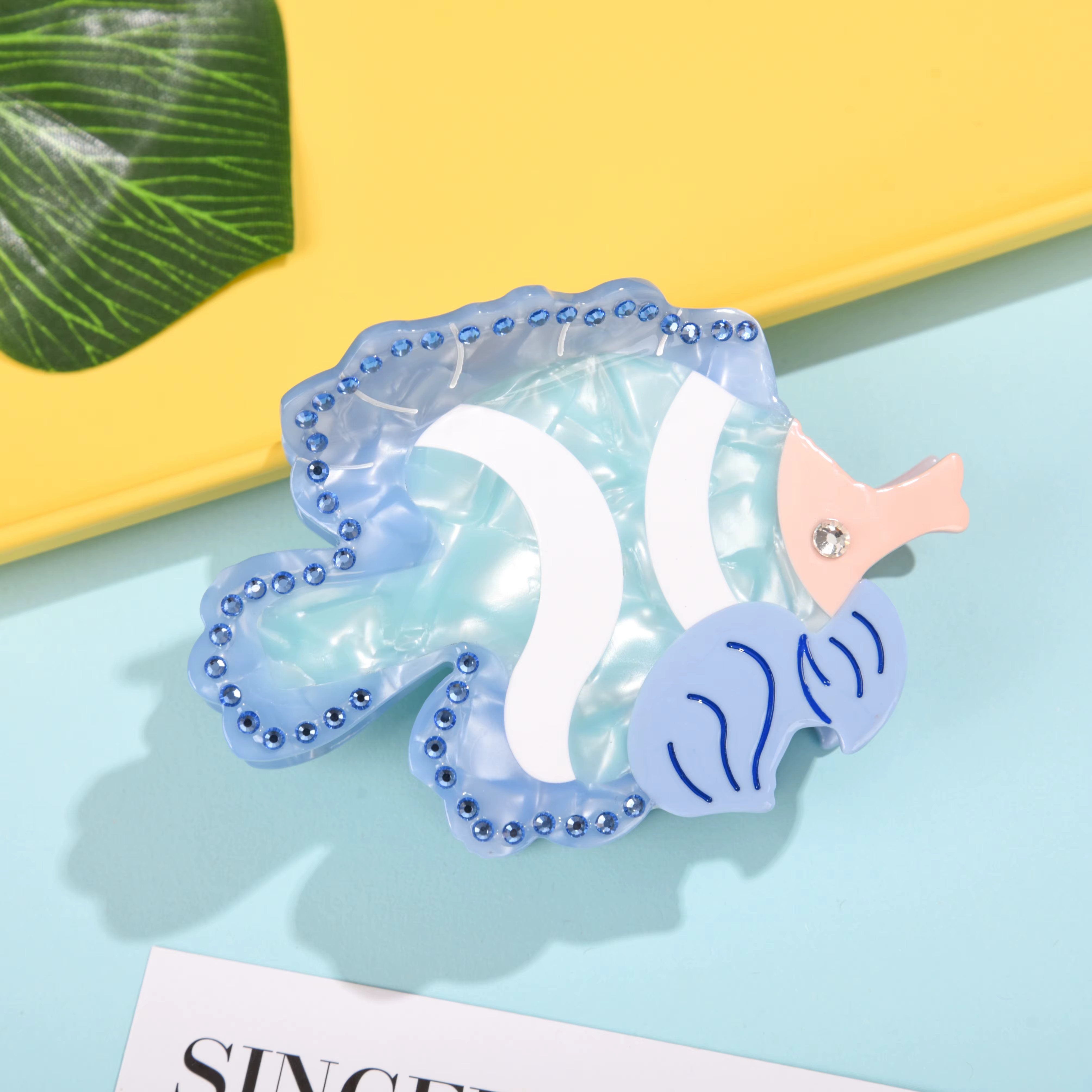 Nouvelle collection 2026 : Pince à cheveux écologique en acétate motif poisson-clown, barrette crabe d'été pour femmes et filles, accessoires capillaires