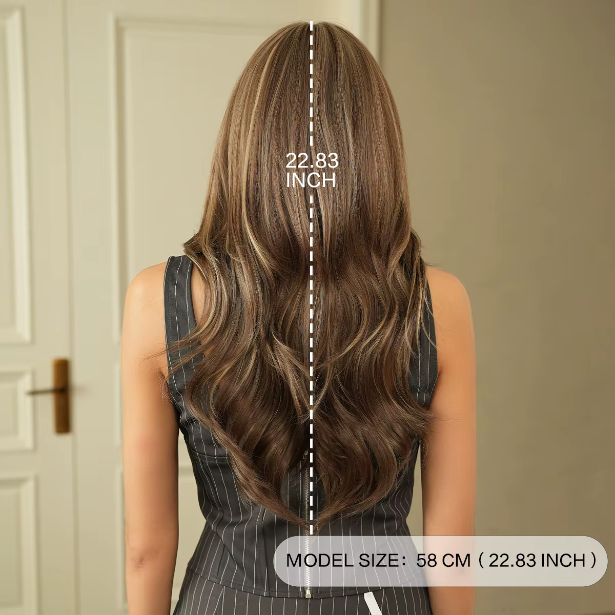 NAMM nouvelle perruque ondulée brune avec frange met en évidence les cheveux blonds