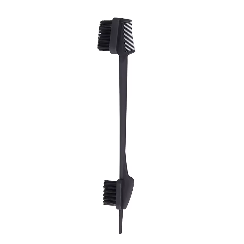 Brosse de coiffure pour le modelage des bords
