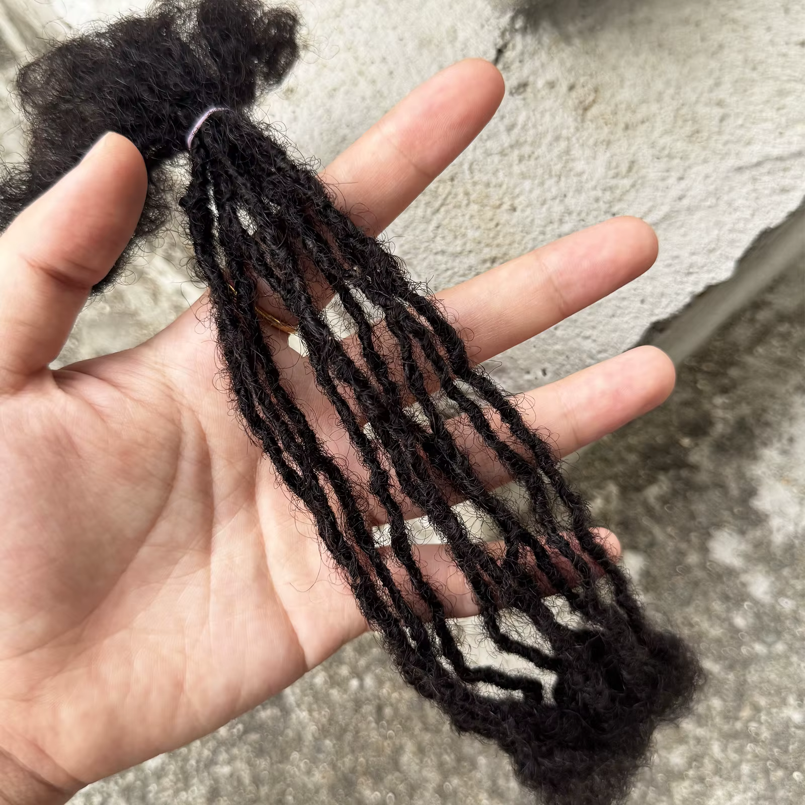 8-12 pouces 0.2 cm fait à la main Inter Loc Extension Sisterlocks 100% vrais cheveux humains Permanent Micro Locs Extensions doux Dreadlock