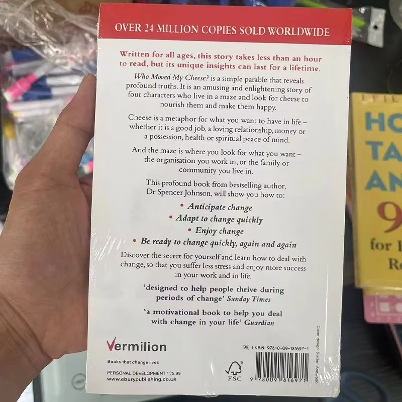 Qui déplacé mon fromage Version anglaise du roman anglais pour les enfants éducatifs livre de lecture livres de langue d'apprentissage de l'anglais