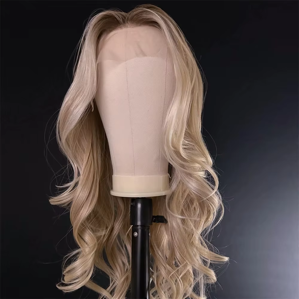 Perruque Lace Front Wig Balayage Blonde, partie libre, HD, aspect réaliste, racines brun foncé, fibre synthétique ondulée naturelle résistante à la chaleur