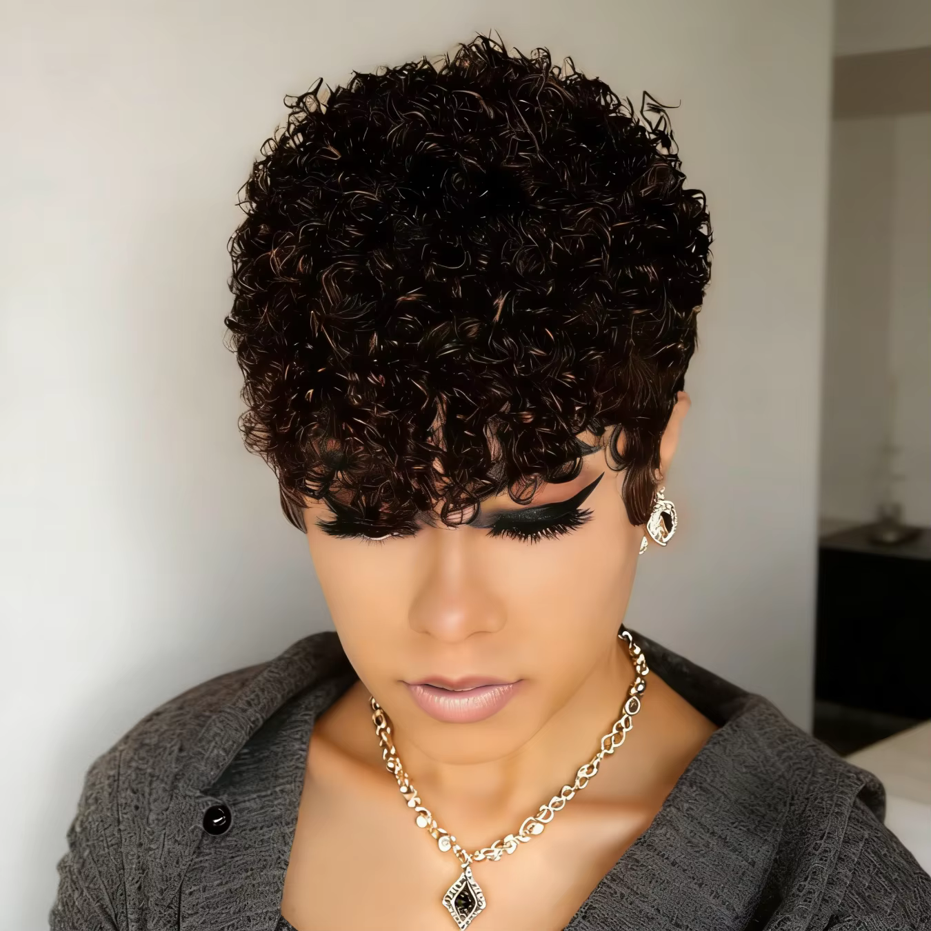  Perruque courte bouclée en cheveux humains pour femmes