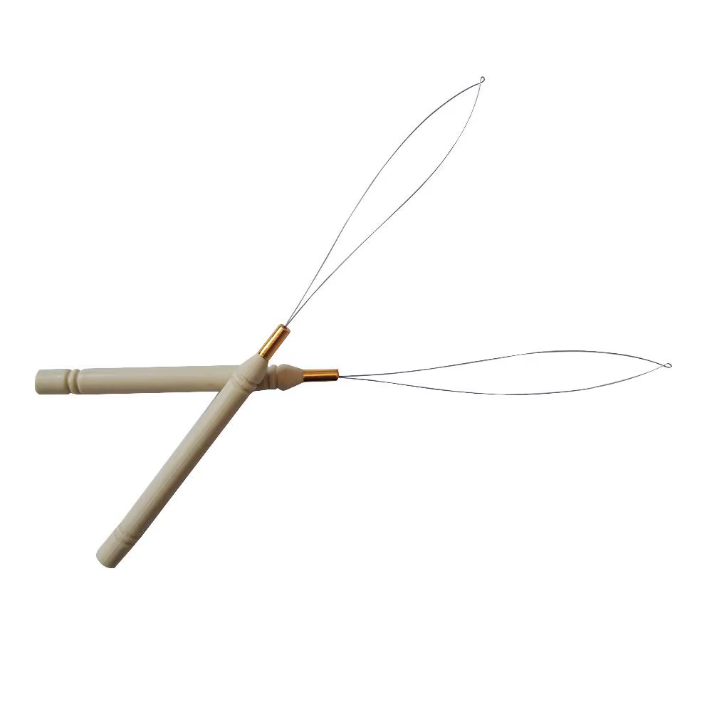 Outil de pose d'extensions capillaires : micro-anneaux