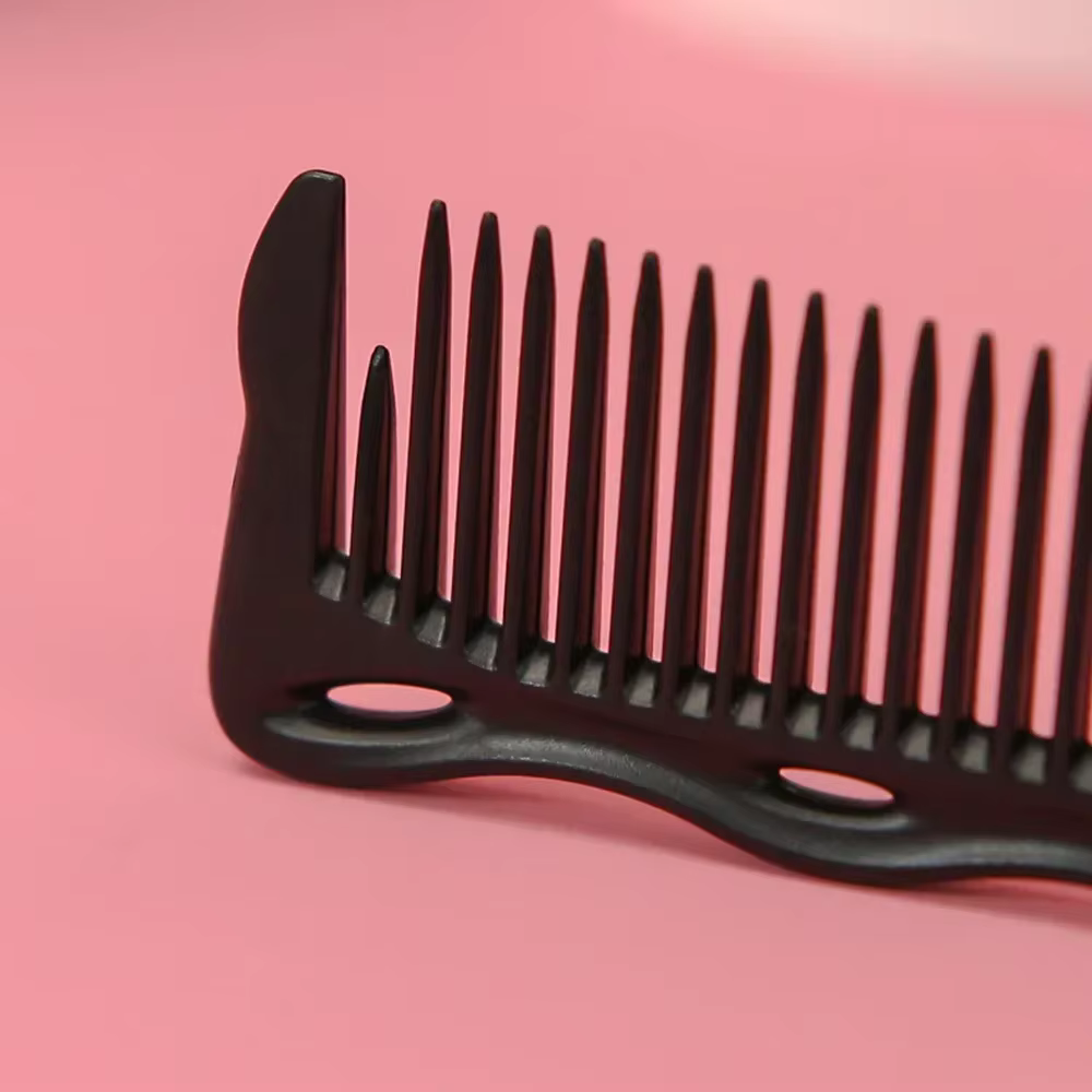 Peigne de coupe de cheveux professionnel