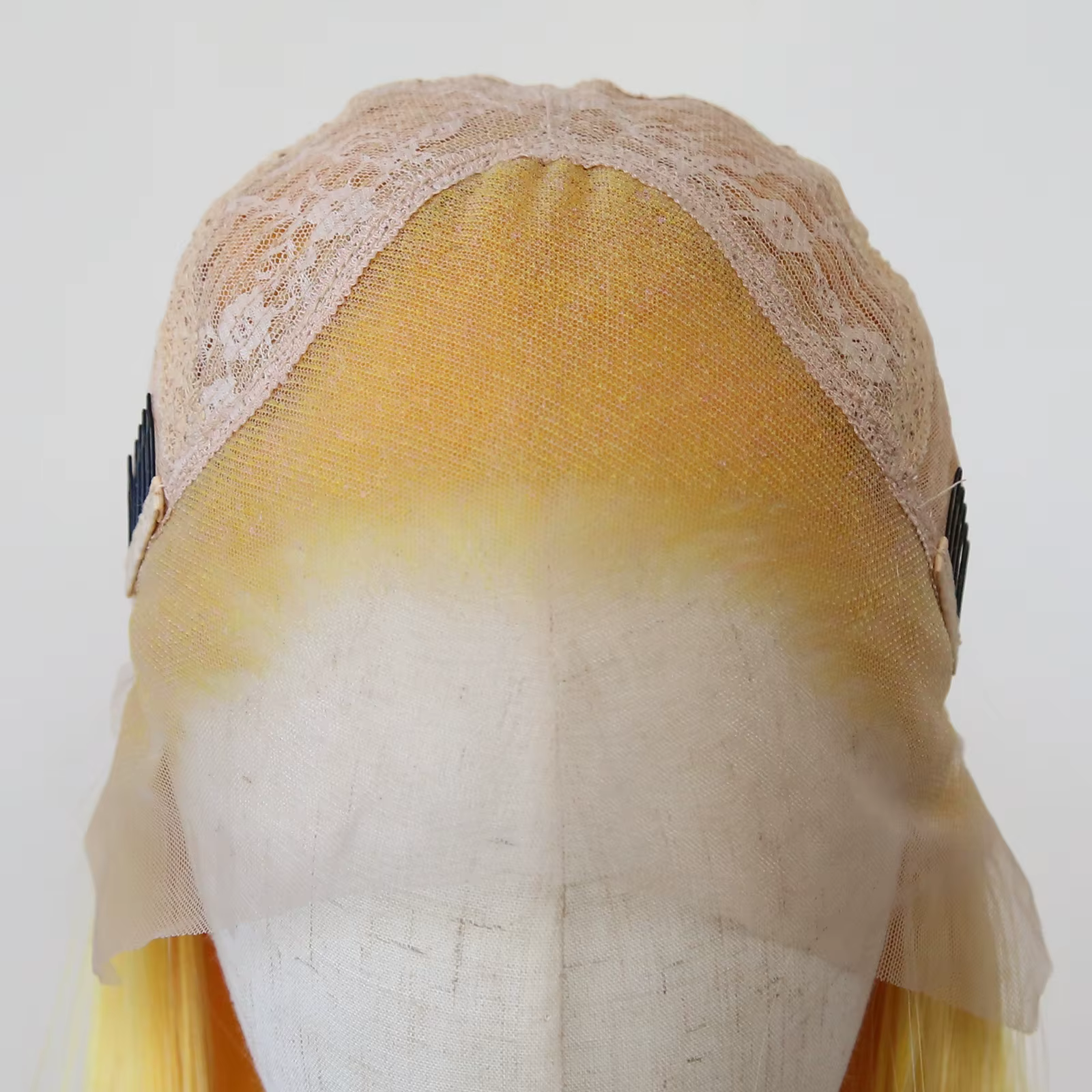 Perruque Lace Front Wig synthétique jaune