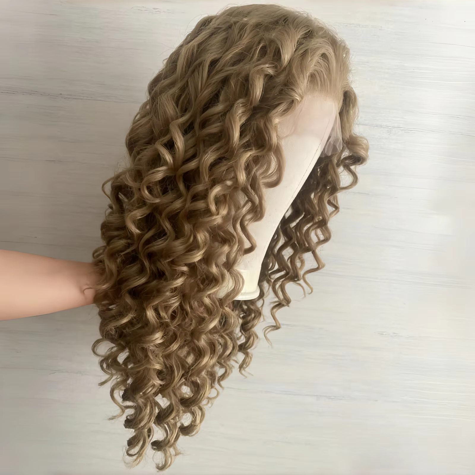 Perruques synthétiques bouclées blondes longues pour femmes
