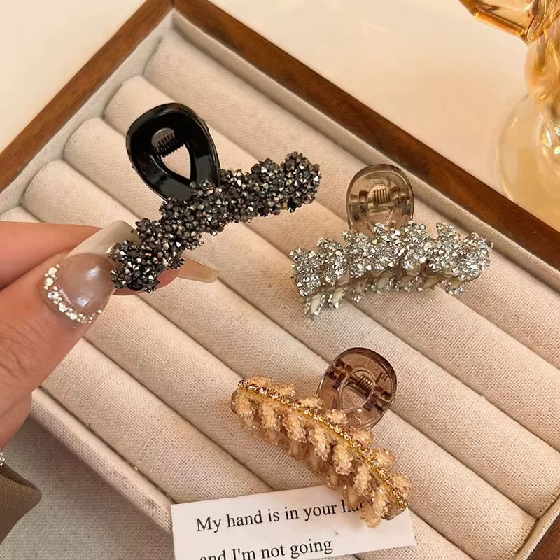 Petite pince à cheveux brillante scintillante pour femmes et filles