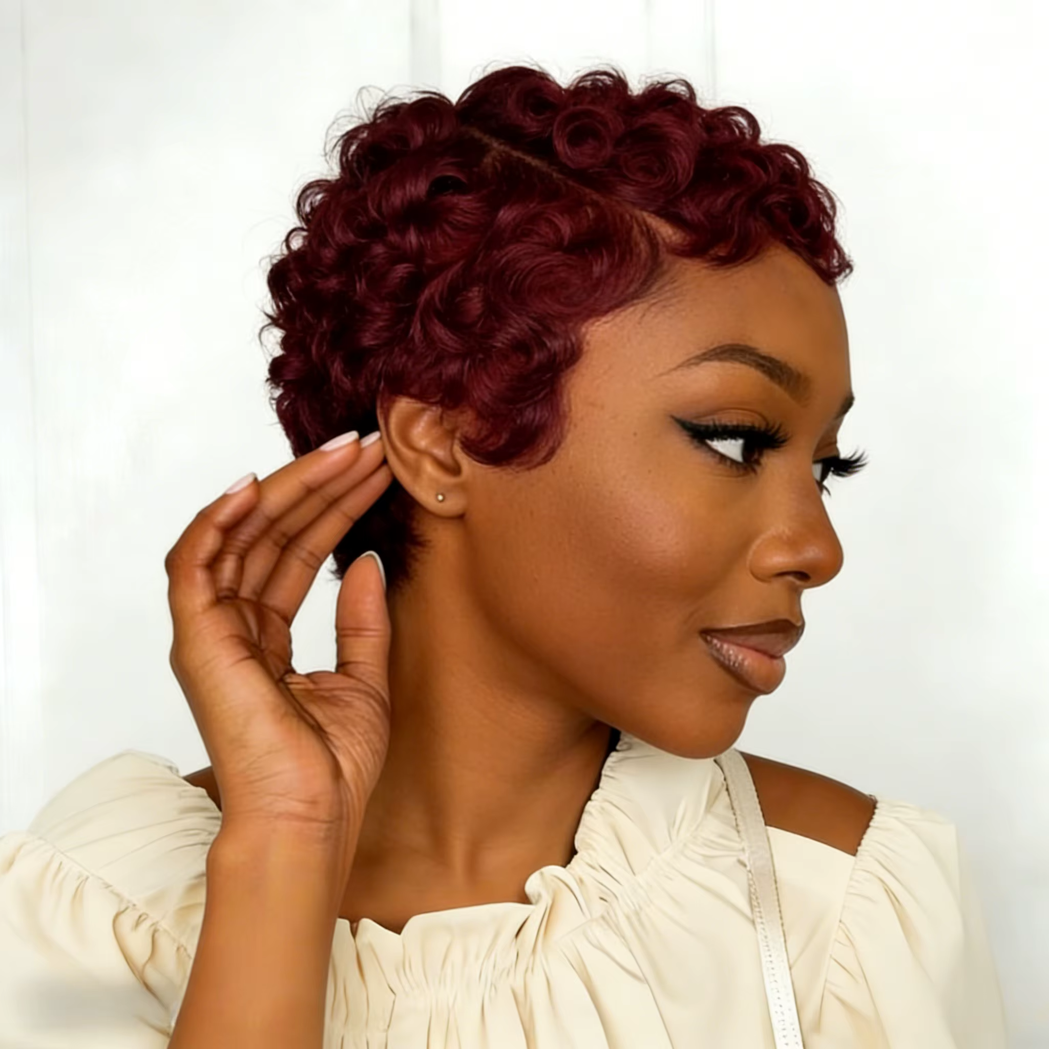 Perruque courte brésilienne en cheveux humains, coupe pixie, entièrement fabriquée à la machine, avec frange, boucles lâches, pour femmes, usage quotidien