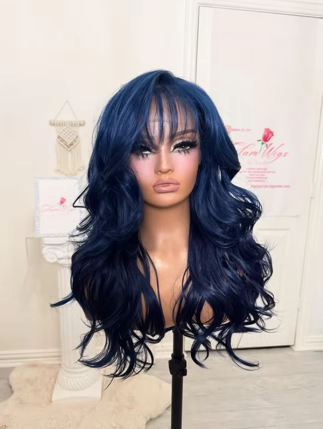 Perruque Lace Frontale Ondulée Bleu Foncé avec Frange 13x4 HD pour Femme, Synthétique de Haute Qualité pour Usage Quotidien et Cosplay