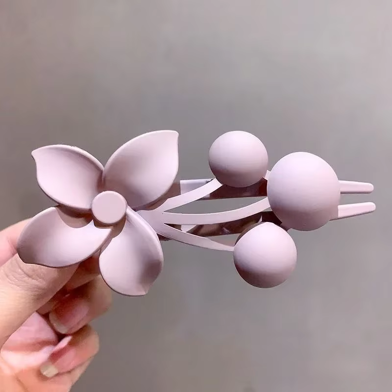 Pince à cheveux fleur élégante pour femme