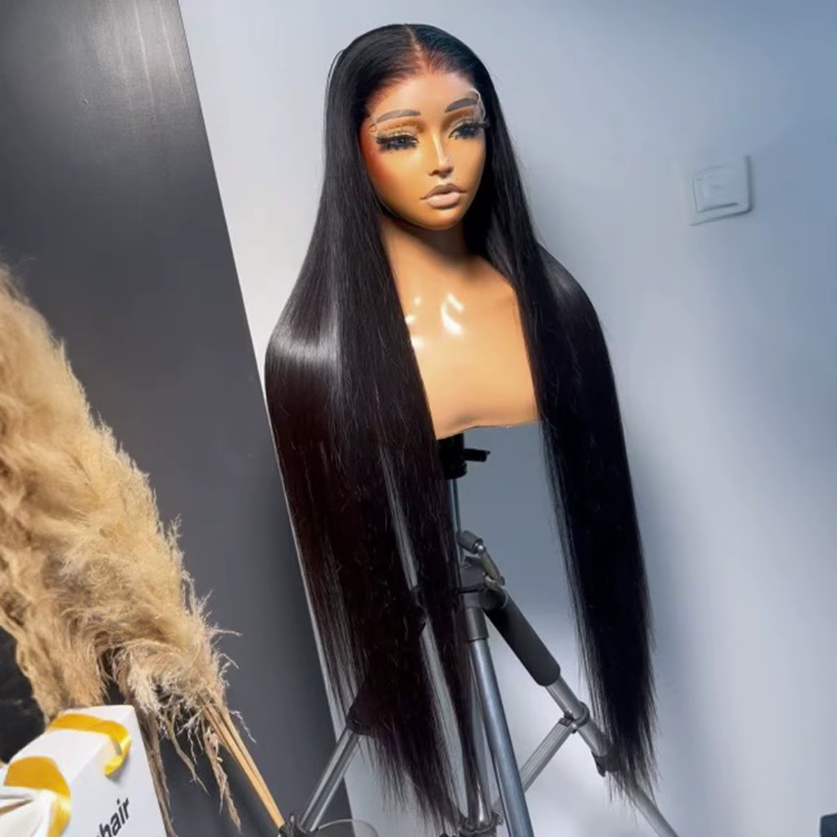 Perruque Lace Frontal Wig synthétique lisse et douce