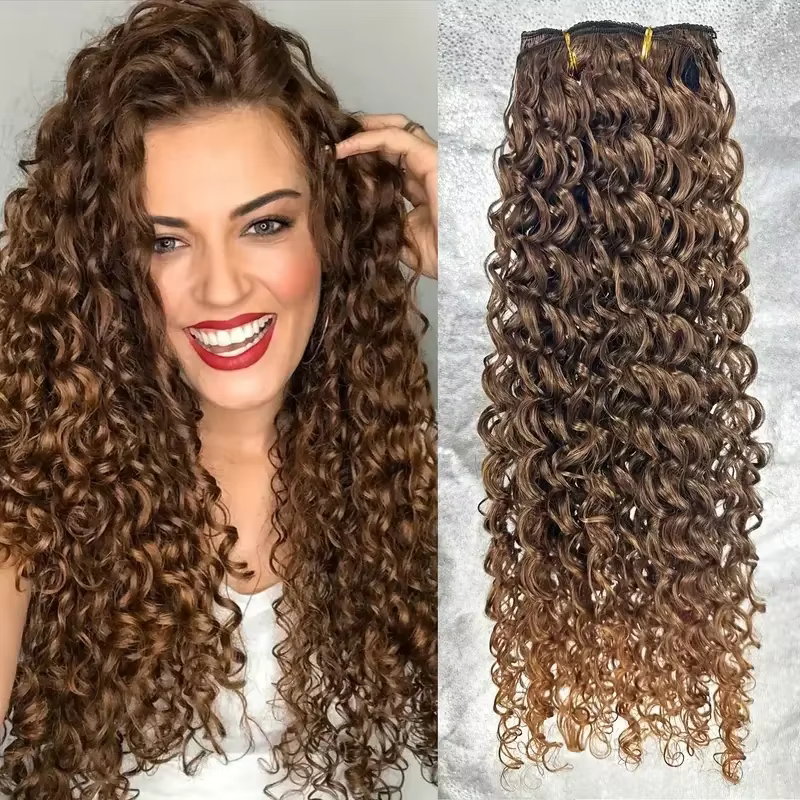Extensions capillaires synthétiques longues et bouclées