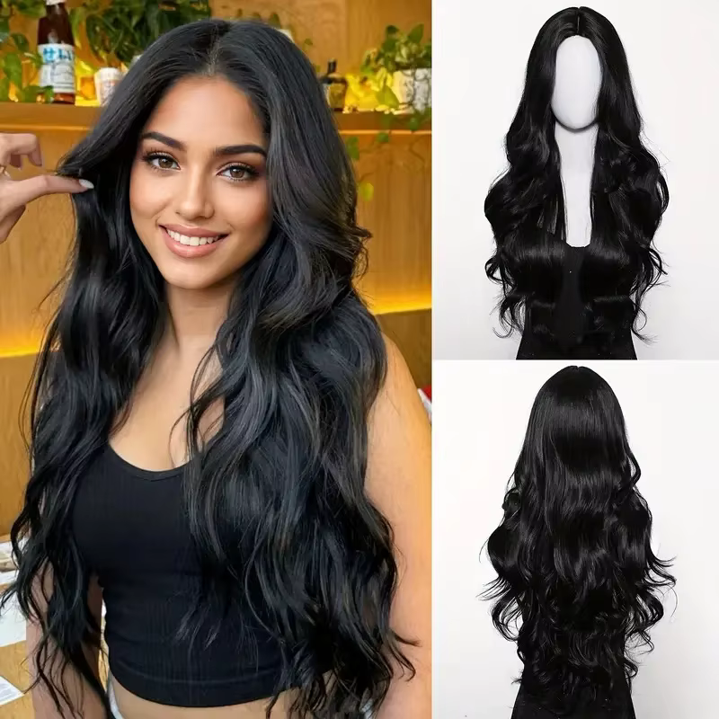 Perruque synthétique noire avec cheveux longs de partie centrale et grandes vagues pour une fête ou un usage quotidien.