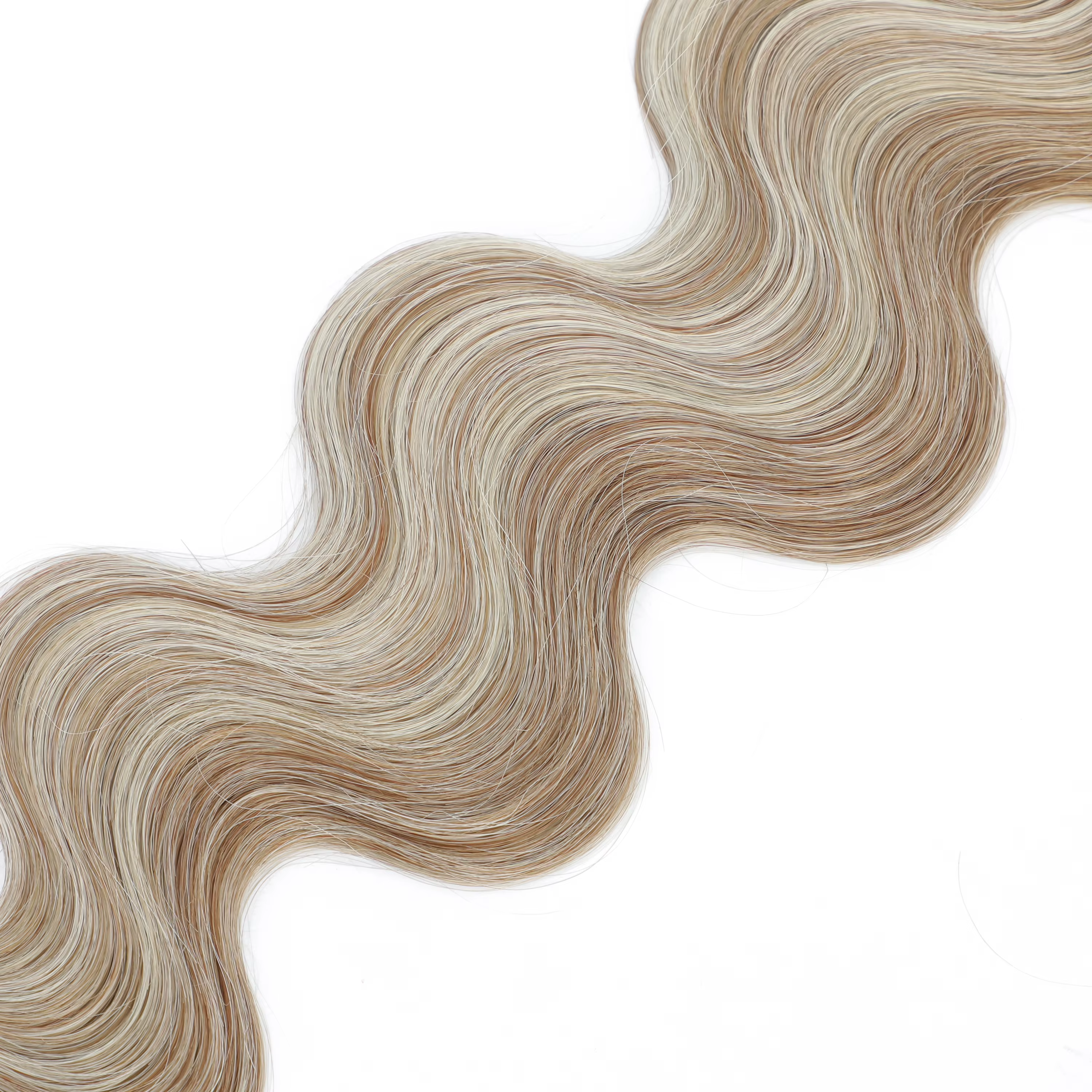 Mèches synthétiques Body Wave colorées 613
