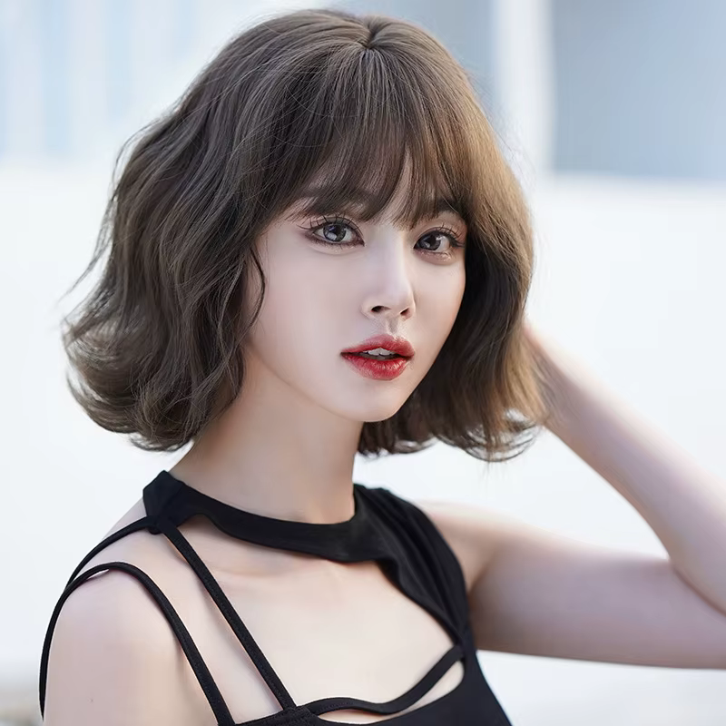 Perruque courte femme avec frange moelleux naturel bouclés ondulés Bob perruques pour femmes longueur d'épaule