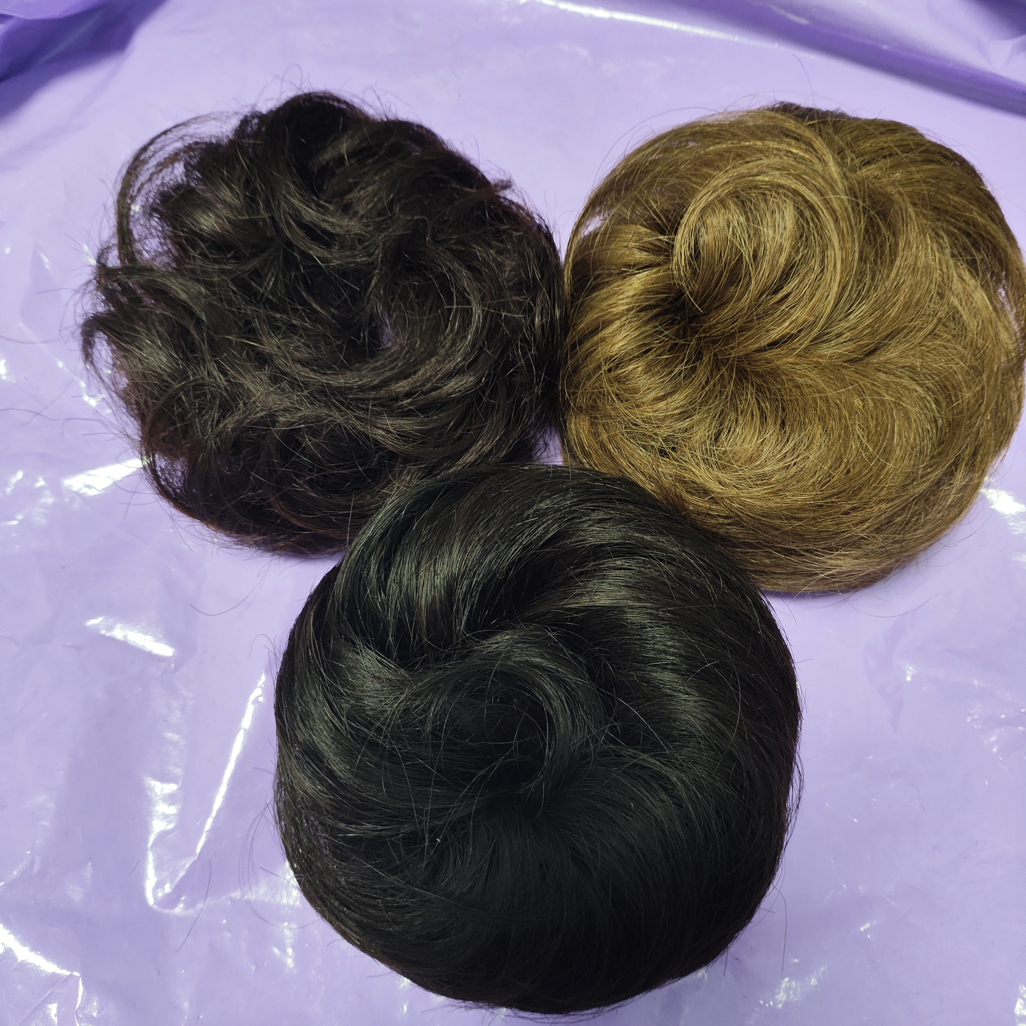 Extensions de chignon désordonné ondulé et bouclé pour femmes