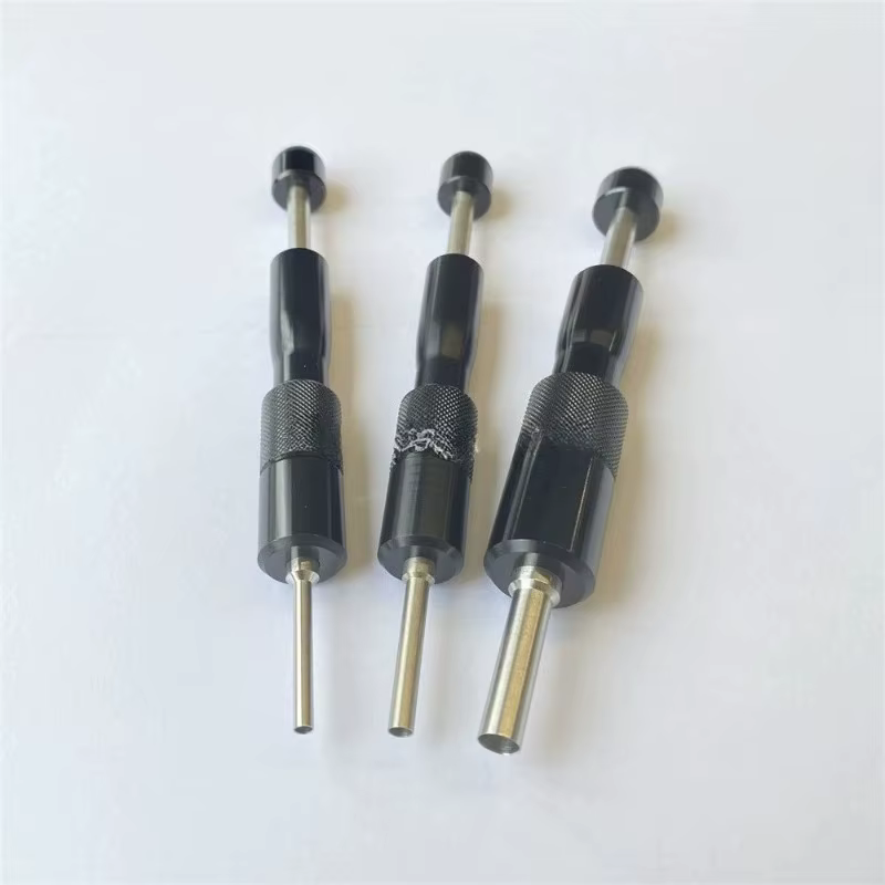 QXRT20 | QXRT16 | QXRT12 | Rétracteur de broches de terminal QXRT08