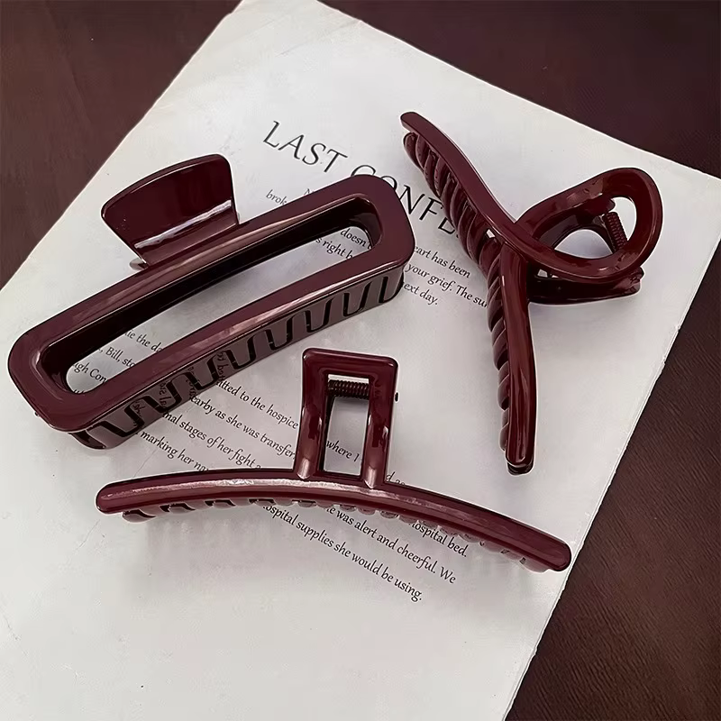 1 pince à cheveux rétro rouge foncé