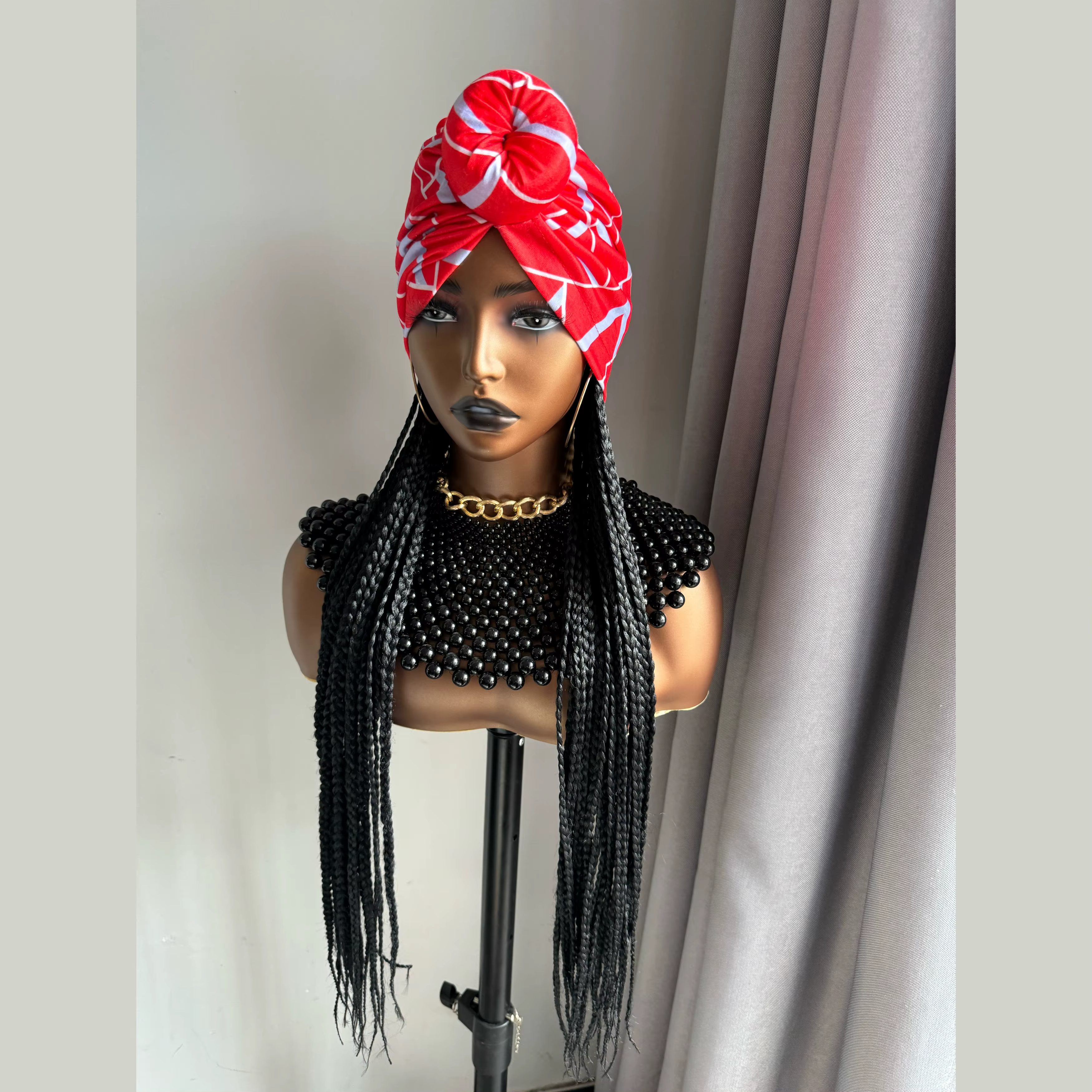 Perruque Synthétique Longue Tressée Noire de 24 Pouces