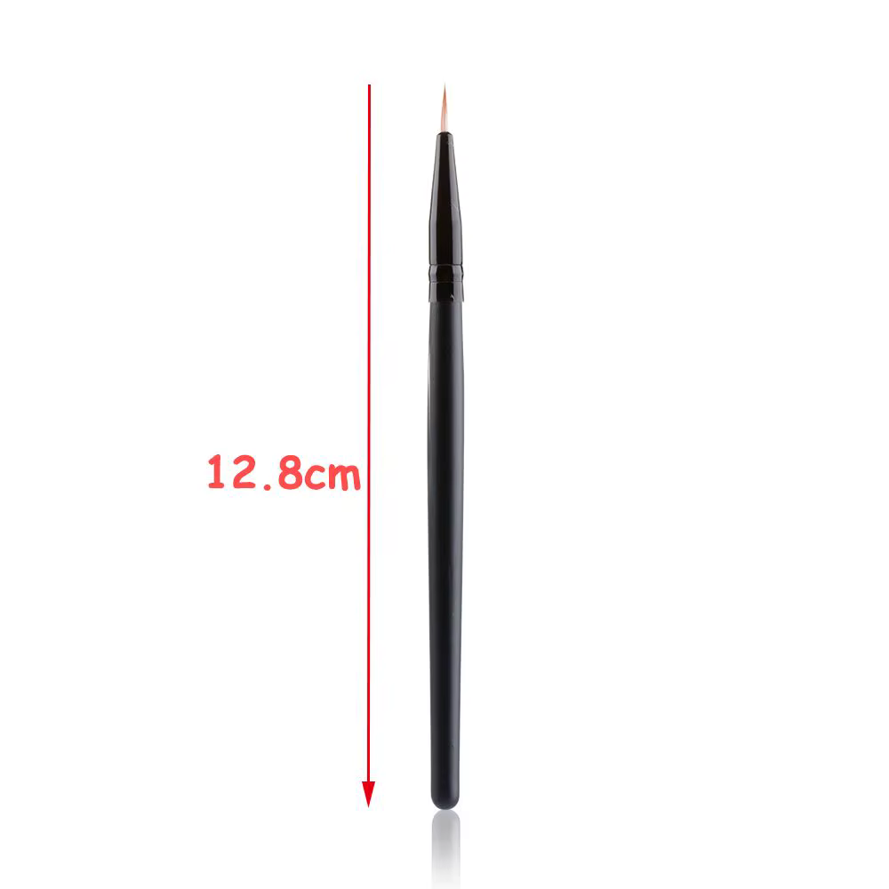 Outils de maquillage et de beauté très demandés : Pinceaux pour extensions de cils, pinceaux pour eye-liner, applicateurs de fard à paupières, crayons à lèvres