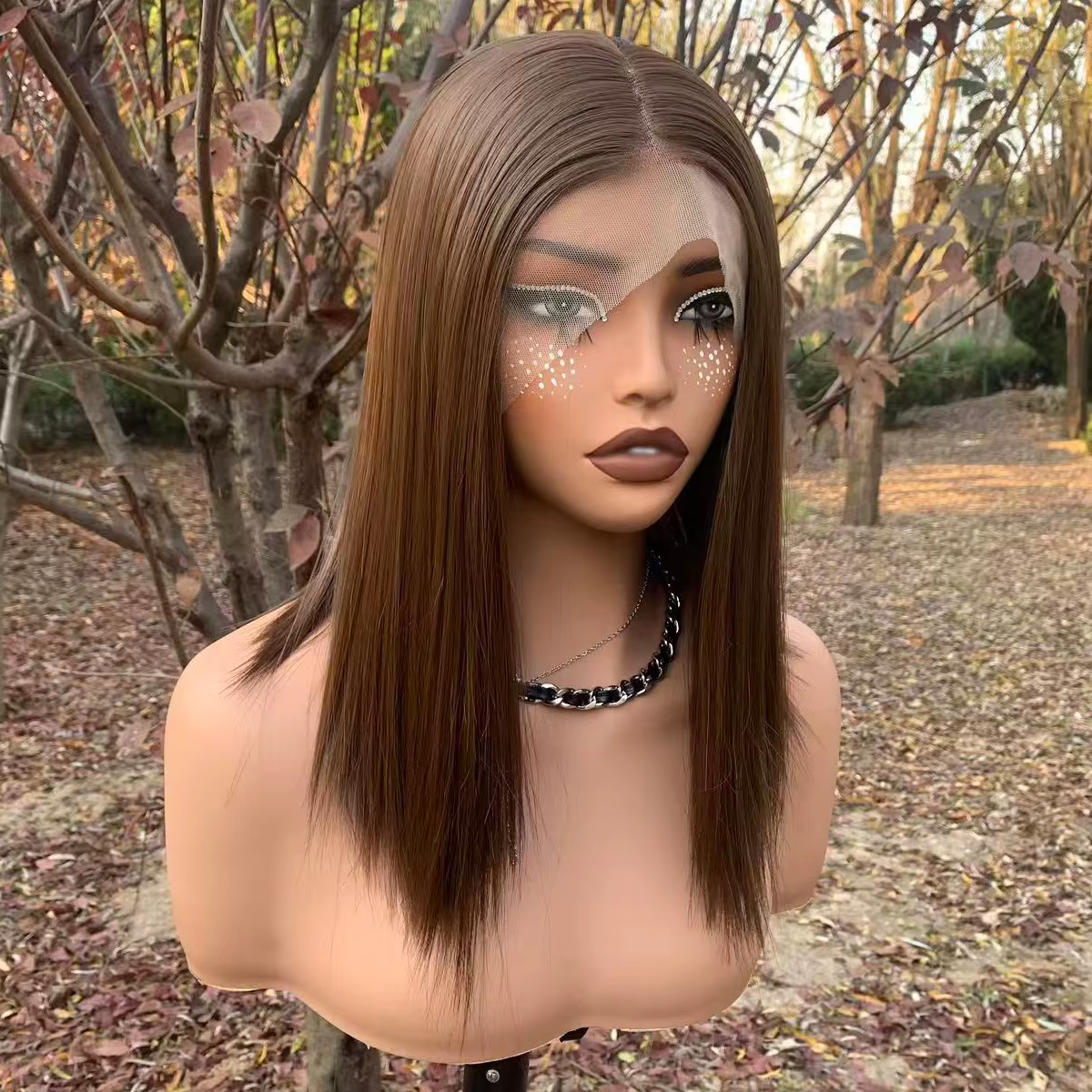Perruque Bob Lace Front Wig synthétique sans colle marron clair 13x4